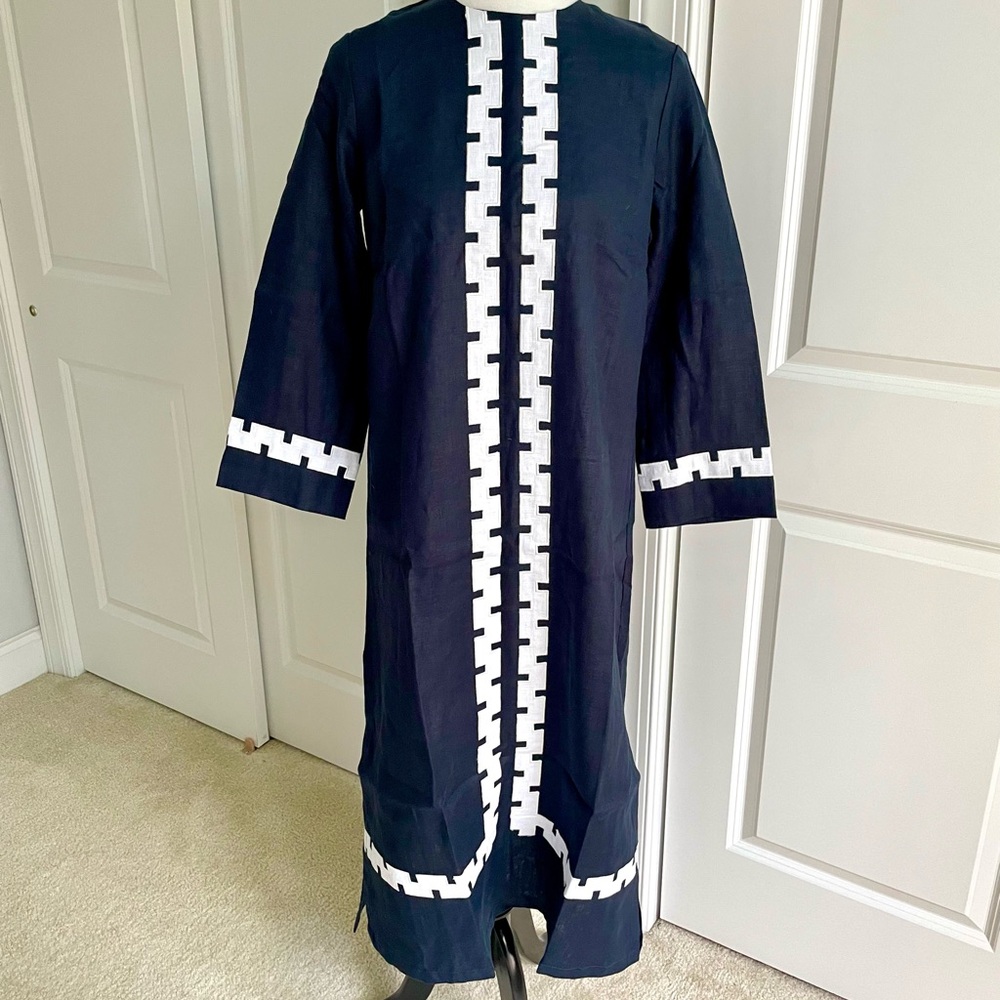 Tuckernuck Blue and White Resort Maxi Dress Crew Neck Long Sleeve